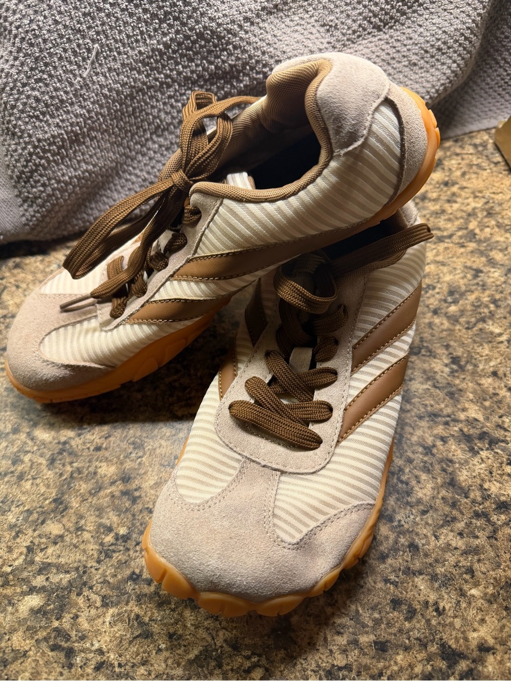 BareZoey barefoot Sneakers